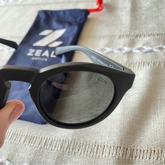 🕶️ Zeal Optics Crowley | Plant-Based Polarized Sunglasses Unisex🕶️ 🆕 - Picture 15 of 16